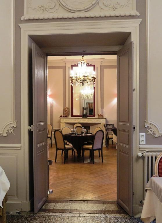 Hotel Moderne Et Pigeon Limoux Zewnętrze zdjęcie